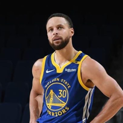 Timberwolves vencem Warriors após retorno de Stephen Curry