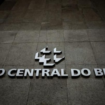 Mercado projeta Selic de 12,25% em 2026, aponta Focus