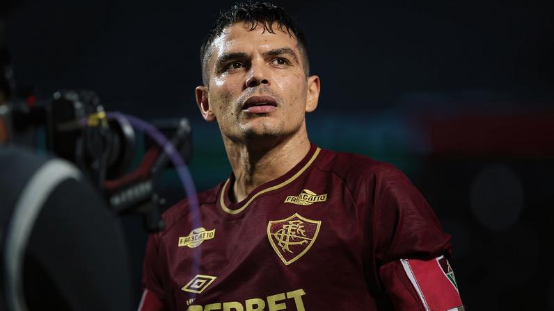 Thiago Silva em campo pelo Fluminense no Brasileirão (Foto: Lucas Merçon/FFC)