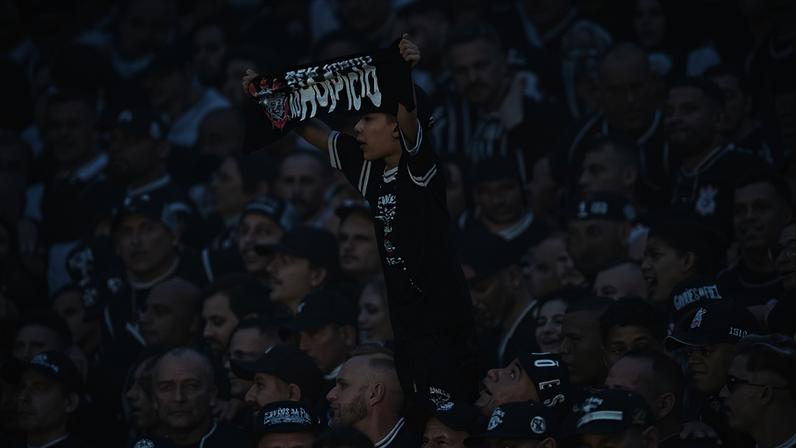 Torcida do Corinthians contra o Atlético-MG, pelo Brasileiro de 2024. Foto: Leonardo Lima/Agif/Gazeta Press