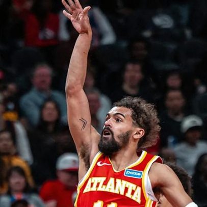 Hawks avaliam propostas de troca de Trae Young