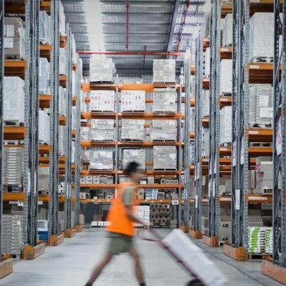 Automação em logística ganha impulso com pressão de custos, diz Infor