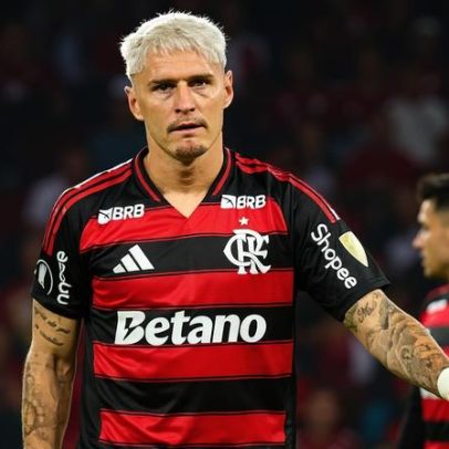 Varela admite ter pensado em deixar o Flamengo, mas celebra volta por cima