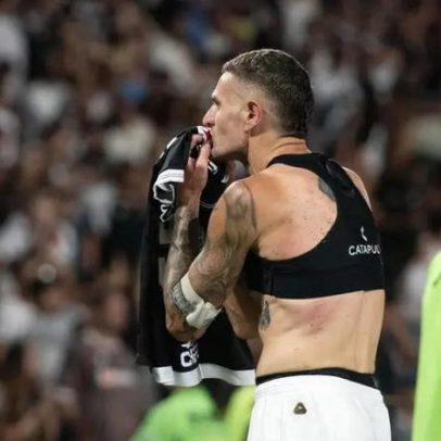 Vegetti se declara ao Vasco e esclarece situação com Diniz