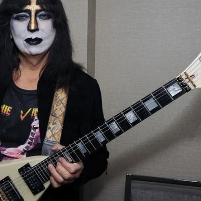 Ex-guitarrista do Kiss diz que single de US$250 vale mais que a maioria dos álbuns