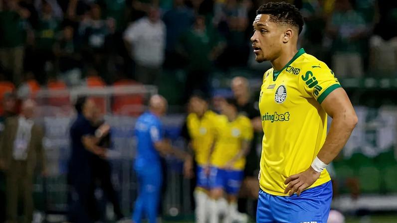 Vitor Roque, jogador do Palmeiras, durante partida contra o time do Cruzeiro ( Foto: Luis Moura/WPP/Gazeta Press)