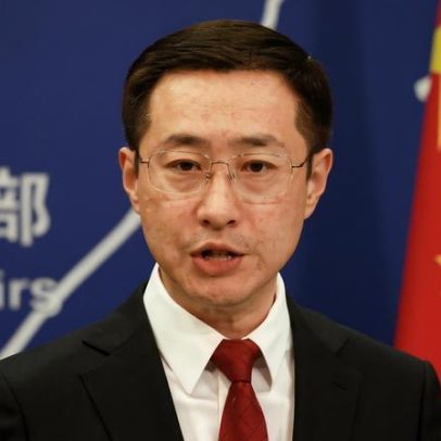 China critica demolição de monumento no Panamá