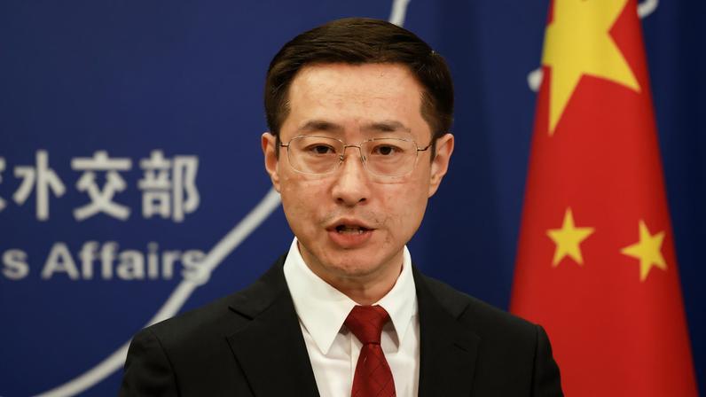 Chinese Foreign Ministry spokesperson Lin Jian attends a press conference in Beijing, China April 10, 2025. REUTERS/Tingshu Wang