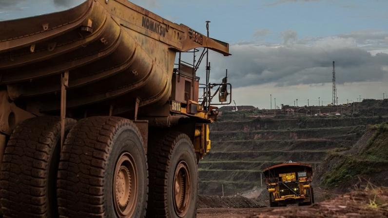 Vale reduz estimativa de produção de minério de ferro para 2026 | Empresa diz que entregará aproximadamente 335 milhões de toneladas neste ano, perto da faixa superior de sua orientação (Bloomberg/Dado Galdieri)