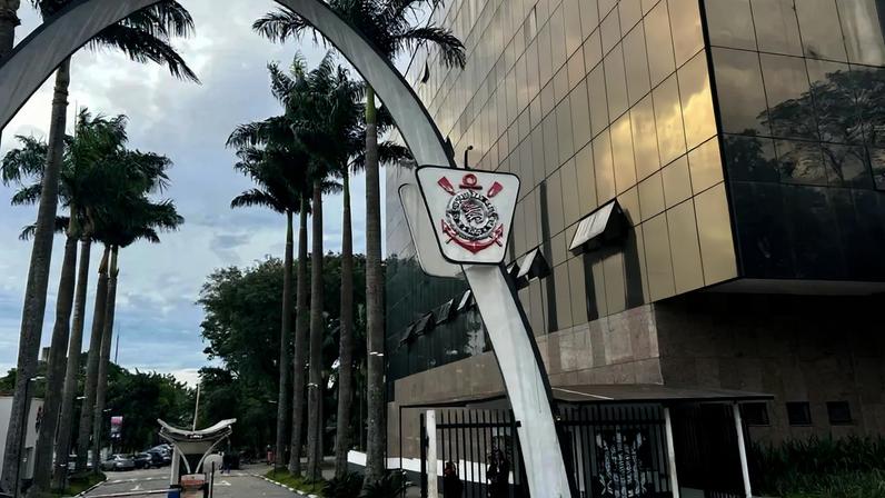 Conselho do Corinthians debate propostas para a reforma do estatuto (Foto: Ulisses Lopresti/ Lance!)