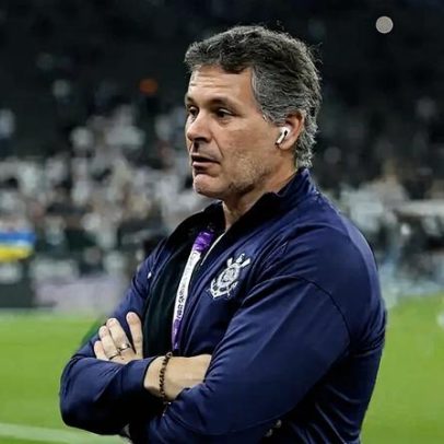 Vice do Corinthians xinga torcedor após título da Copa do Brasil