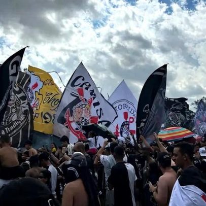 Corinthians parte para o Rio com apoio da torcida e recado ao Vasco