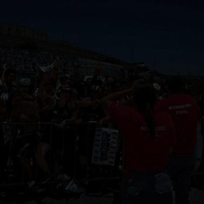 Torcedora sofre convulsão em festa do Corinthians; bombeiros atendem mais de 200