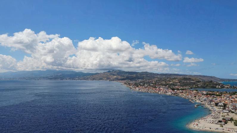 Itália flexibiliza controle judicial sobre licitações públicas, em protestos