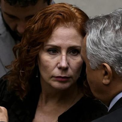 Zambelli apresenta parecer contrário à cassação em processo na Itália