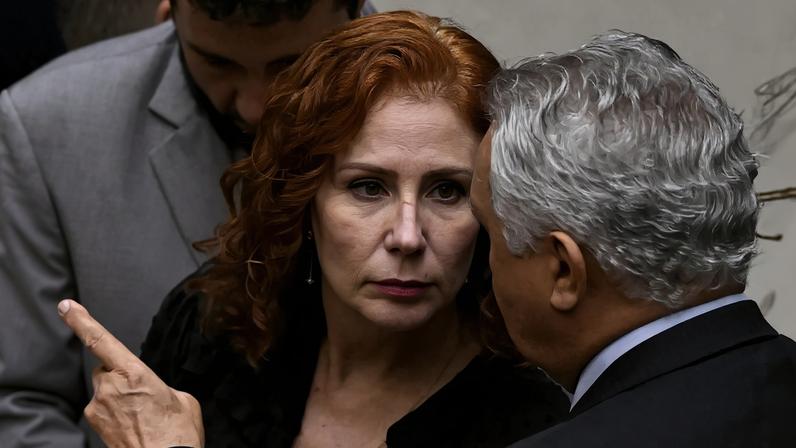 Defesa de Carla Zambelli usa parecer favorável à manutenção do mandato na Justiça Italiana. (Foto: André Borges / EFE)