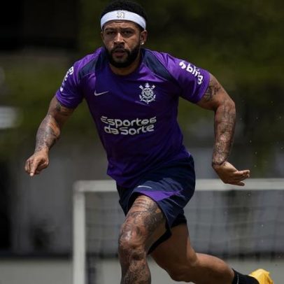 Memphis se emociona após golaço em treino do Corinthians; vídeo