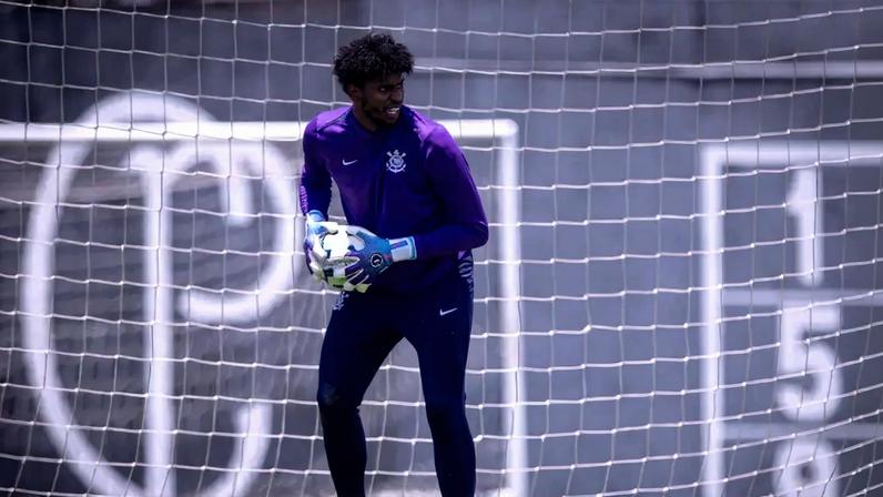 Hugo Souza durante treino no Corinthians (Foto: Rodrigo Coca/Agência Corinthians)