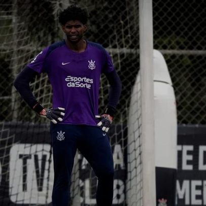 Sem Memphis, Corinthians treina pênaltis para a final da Copa do Brasil