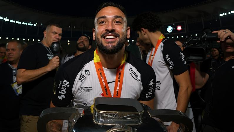 Maycon vive expectativa de permanecer no Corinthians (Foto: Agência Corinthians)