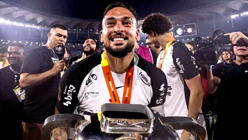 Maycon vive expectativa de permanecer no Corinthians (Foto: Agência Corinthians)