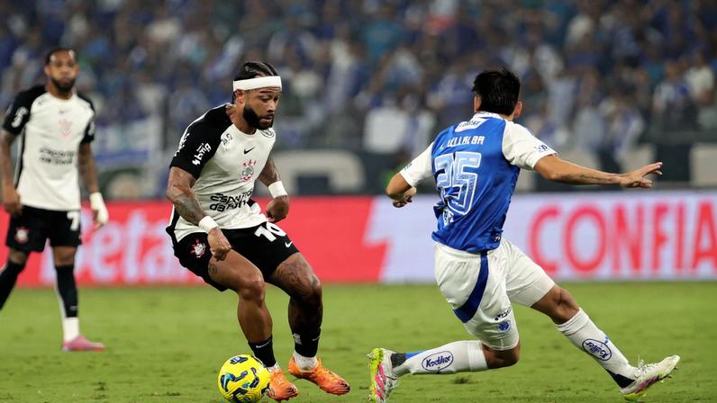 Corinthians muda postura e afasta favoritismo do Cruzeiro