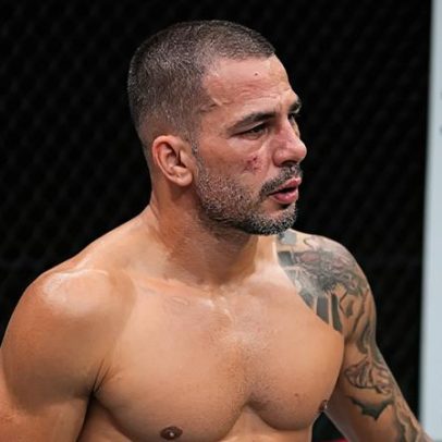 IA aponta vencedor entre Alexandre Pantoja e Joshua Van no UFC 323