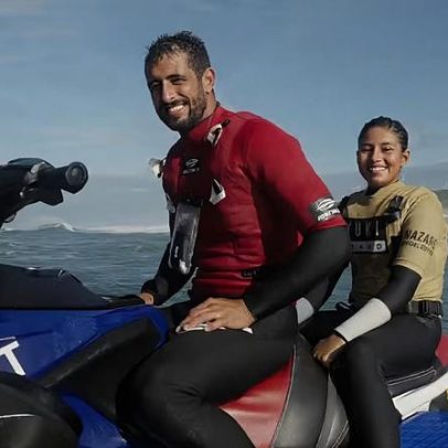 Pupila de Lucas Chumbo, capixaba de 13 anos, encara ondas grandes em Nazaré