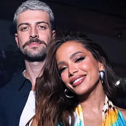 Anitta admite namoro há um ano e elogia apoio mútuo