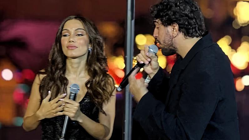 Anitta usa look brilhante durante gravação de DVD de Nattan em Las Vegas