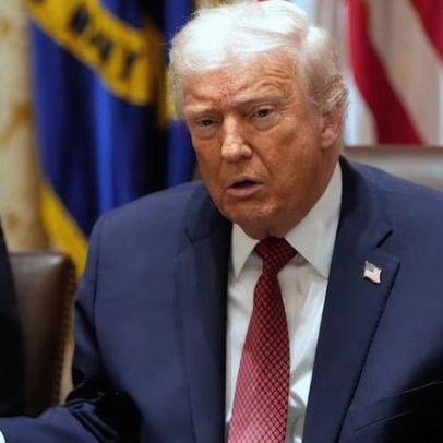 Trump anuncia socorro de US$ 12 bilhões aos agricultores