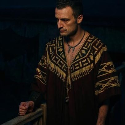 House of Ashur retoma Spartacus como se dez anos não tivessem passado