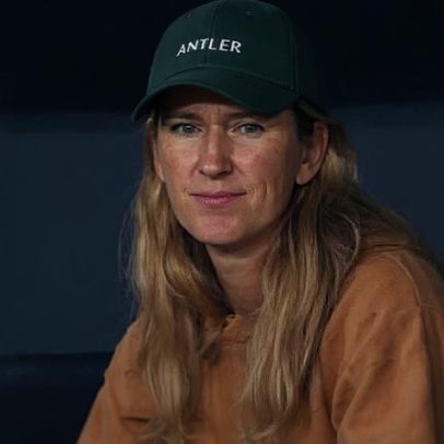 Azarenka acompanha jogo do Boca Juniors em La Bombonera
