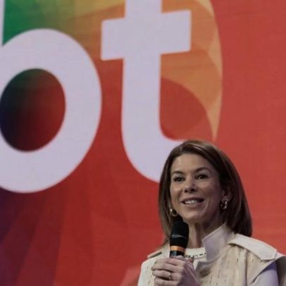 CEO do SBT lança carta aberta após presença de Lula no evento