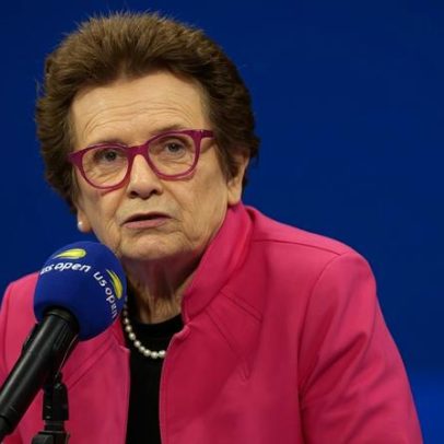 Billie Jean King incentiva Serena Williams a voltar às quadras