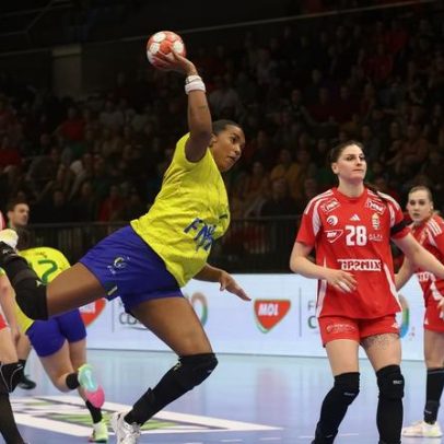 Brasil vence Angola e avança ao mata-mata do Mundial de Handebol