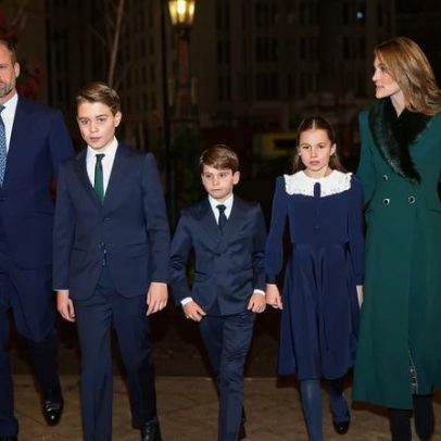 Príncipe George, Charlotte e Louis parecem crescidos em serviço de Natal