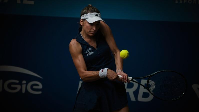 Candiotto fica pelo caminho nas semifinais em Lima após sete quebras