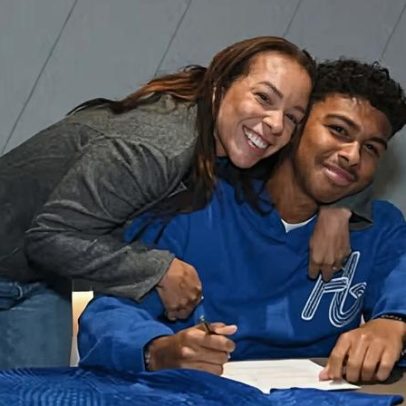 Filho de Belle e Thiago Silva assina com clube inglês