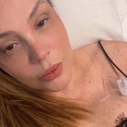 Simony faz última imunoterapia do ano após remissão do câncer