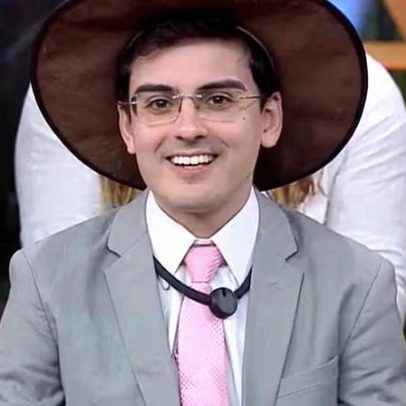 Dudu Camargo vence a 17ª edição de A Fazenda com 75,88% dos votos
