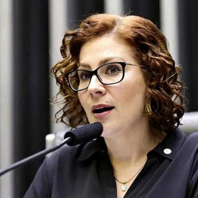 Carla Zambelli renuncia ao mandato de deputada federal