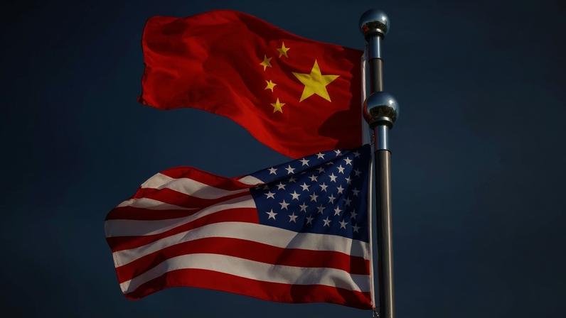 Entre 2010 e 2024, a produção de energia da China aumentou mais do que a de todo o resto do mundo somado, tornando o país o maior gerador de eletricidade globalmente (Aly Song/Reuters)