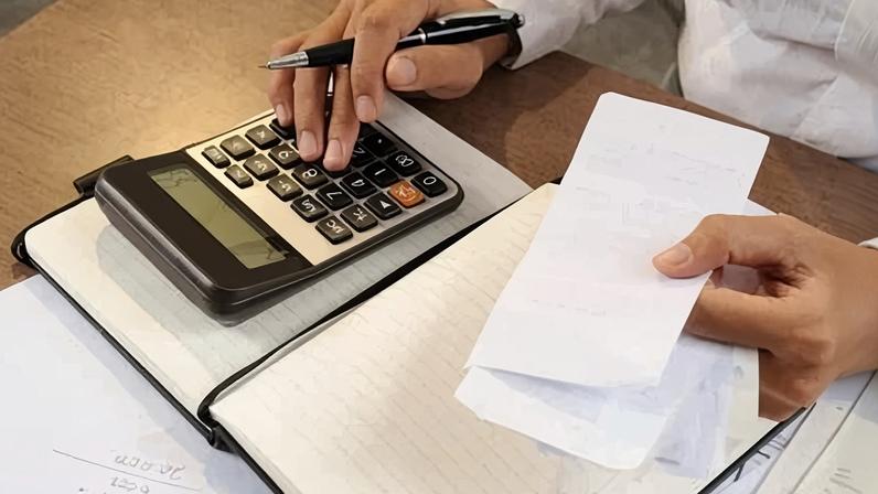 Nova nota fiscal promete mais transparência nos impostos e mexe no bolso do consumidor Empresas simulam efeitos da Reforma Tributária nos preços