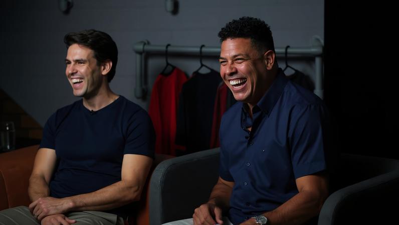 Ronaldo e Kaká participaram da live da Kings League para falar sobre a Copa do Mundo da modalidade criada por Piqué (Foto: Divulgação)