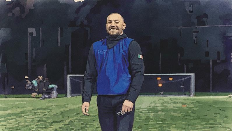 Connor McGregor em partida de futebol com amigos (Foto: Reprodução/ X)