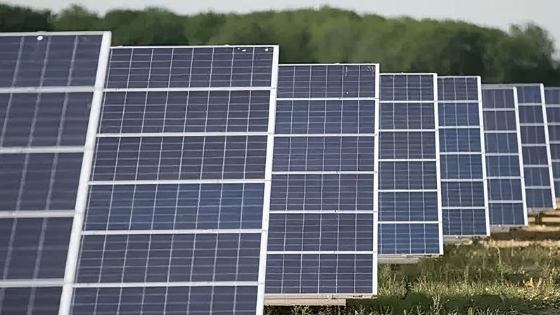 Business leaders in South Yorkshire said they would put panels on their buildings if the planning process was made easier