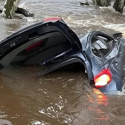 Motoristas são resgatados enquanto a Tempestade Bram provoca alagamentos