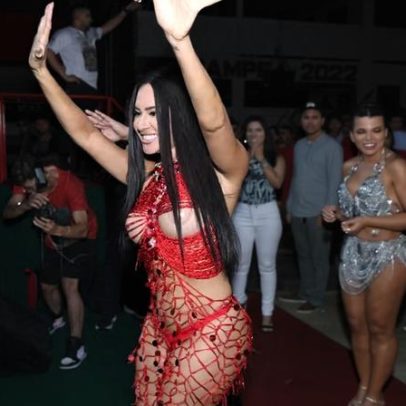 Grande Rio se pronuncia após saída de Isabelle Nogueira do posto de musa