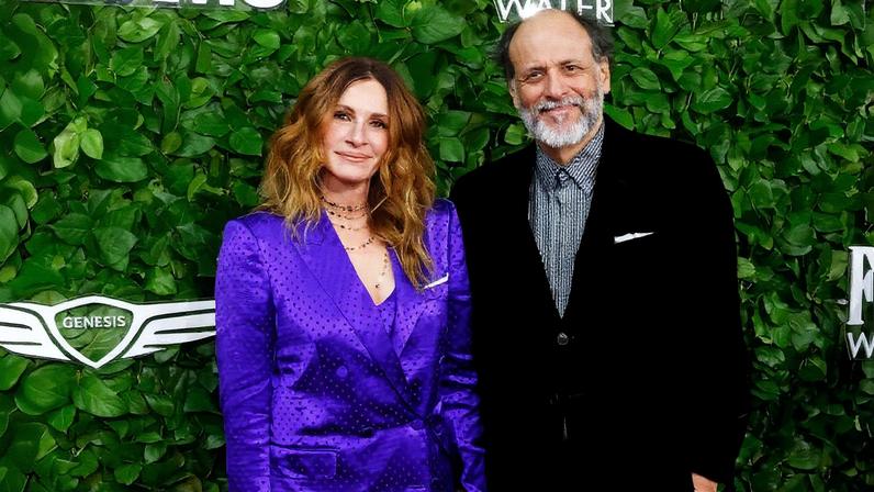 Julia Roberts wore a purple polka dot power suit at the 2025 Gotham Film Awards. FilmMagic